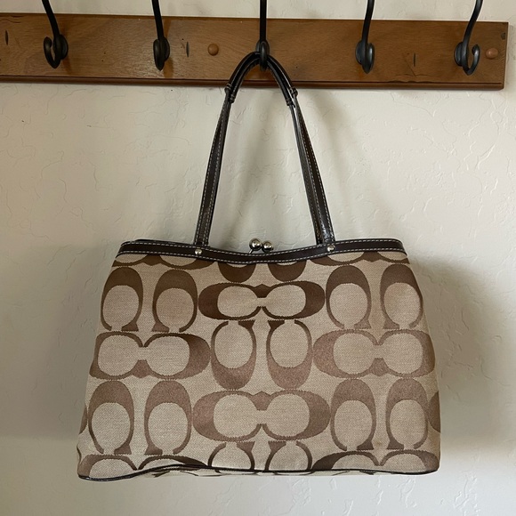 Coach Kisslock Frame Satchel - Picture 16 of 16